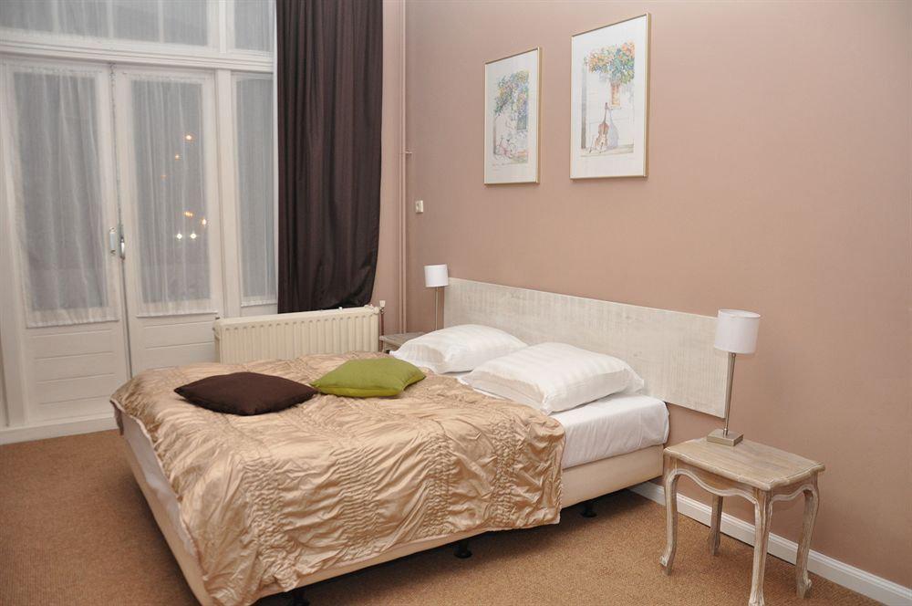 Corel 3* Den Haag